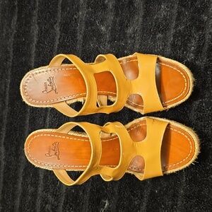 Preowned  Christian Louboutin wedge patent leather BiLbao. Sz 40